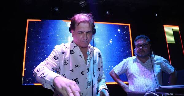 La Nación / El Retrovisor visita esta noche Villeta