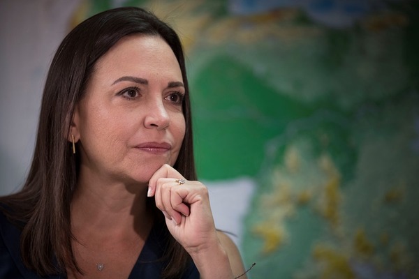 Corina Machado da pasos para “desafiar a Maduro y al régimen” | 1000 Noticias