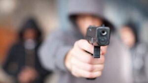 Delincuentes matan de un disparo en la cabeza a un guardia de seguridad