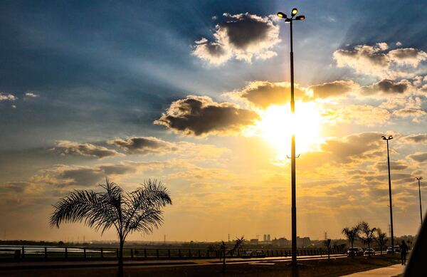 ¡A puertas del verano! Elevadas temperaturas se registrarán los próximos días según Meteorología - trece