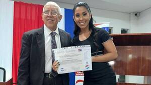 [VIDEO] Rosy Alderete ya es oficialmente periodista deportiva