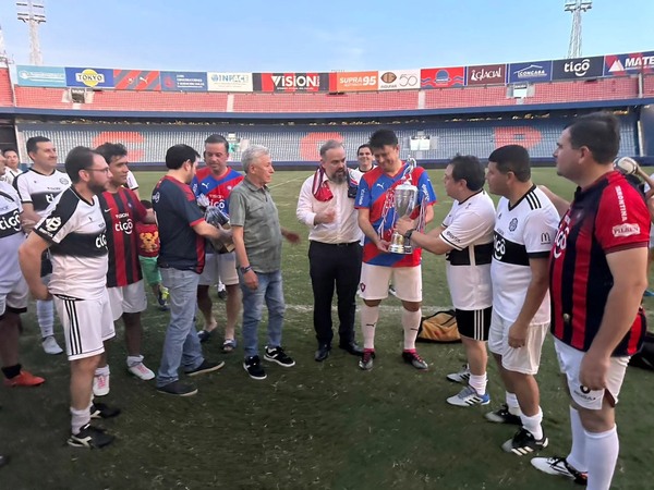 Polémica por "Superclásico de Magistrados" que se jugó en La Nueva Olla - Megacadena - Diario Digital