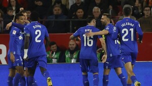El Getafe logra su primera victoria fuera y sentencia a Diego Alonso