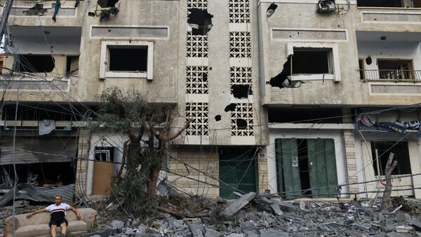 Familiares de los rehenes en Gaza piden al Gobierno israelí otra tregua para liberarlos