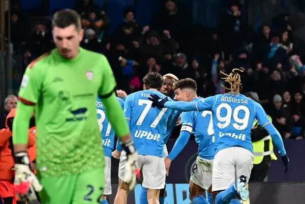 ’Kvara’ y Osimhen reaniman al Nápoles - Fútbol Internacional - ABC Color