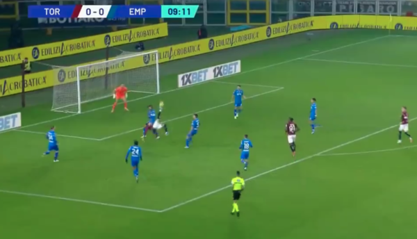 Versus / El golazo que le anularon a "Tonny" Sanabria en Italia