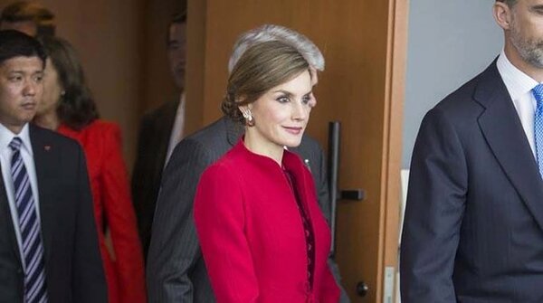 La reina Letizia le habría sido infiel al Rey Felipe de España