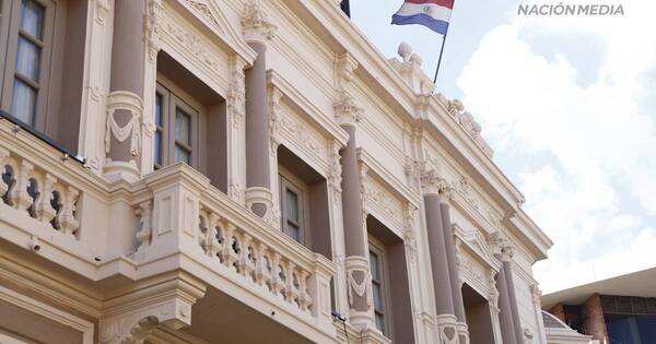 La Nación / Palacete de Vargas abrió sus puertas para dar a conocer su rica historia
