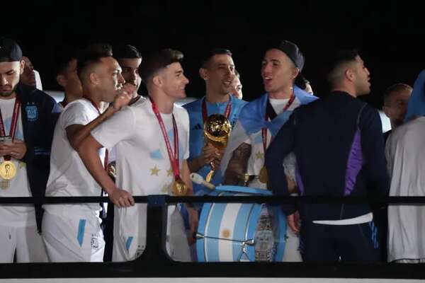 Un año después, ¿dónde están los héroes que pintaron de albiceleste la Copa del Mundo? - Fútbol Internacional - ABC Color