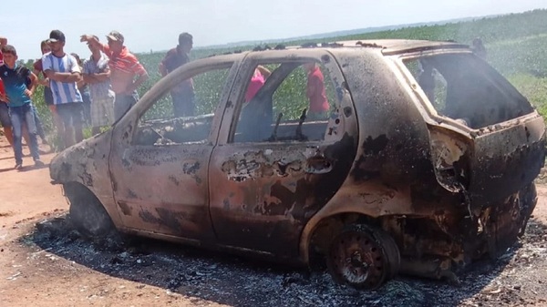 Canindeyú: Encuentran tres cuerpos en vehículo incinerado - Noticias Paraguay