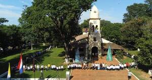 La Nación / Pobladores de Piribebuy se abrazaron por la restauración de santuario nacional