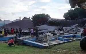 Tragedia en Caaguazú: tormenta derrumbó un tinglado repleto de niños, hay un fallecido - Policiales - ABC Color
