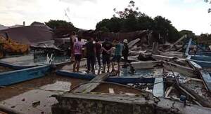 Tragedia en Caaguazú: Tinglado se derrumba durante evento social - ADN Digital
