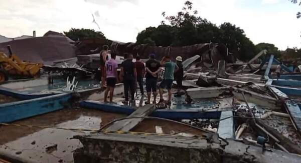 Tragedia en Caaguazú: Tinglado se derrumba durante evento social - ADN Digital