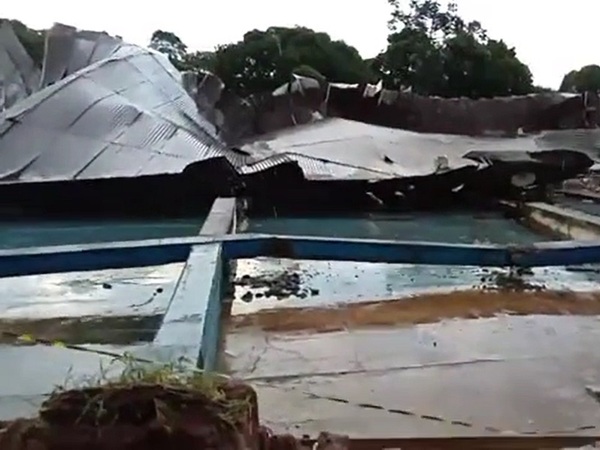 Derrumbe de tinglado deja una víctima fatal en Caaguazú - La Tribuna