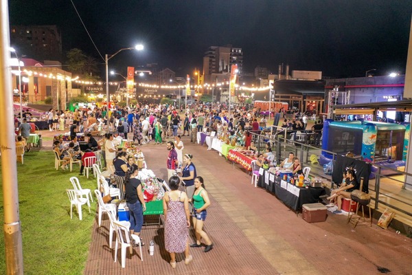 Encarnación se llenó de sabor en la Peatonal del Morfi