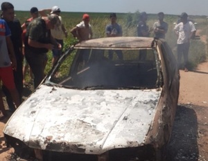 Hallan vehículo calcinado con 2 cuerpos calcinados en el interior