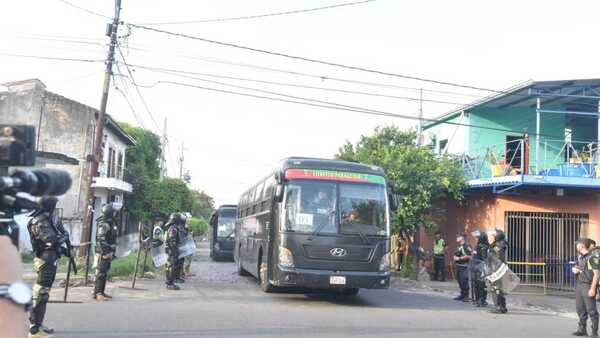 Operación Beneratio: Presos son trasladados de Tacumbú tras motín e intervención