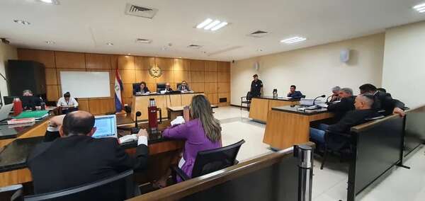 Juicio contra Mbururú y otros 17 procesados en la fase de alegatos finales - ABC en el Este - ABC Color