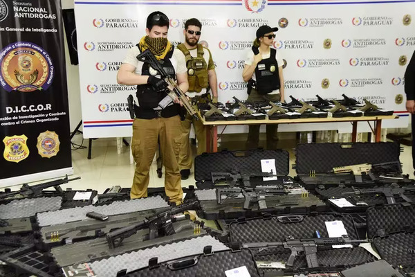 Desde Brasil señalan que detenida en operativo Dakovo cuenta con historial de tráfico de armas