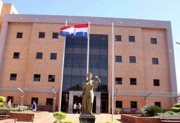 Acondicionador de aire en Palacio de Justicia de San Lorenzo no funciona hace más de un año, reclaman