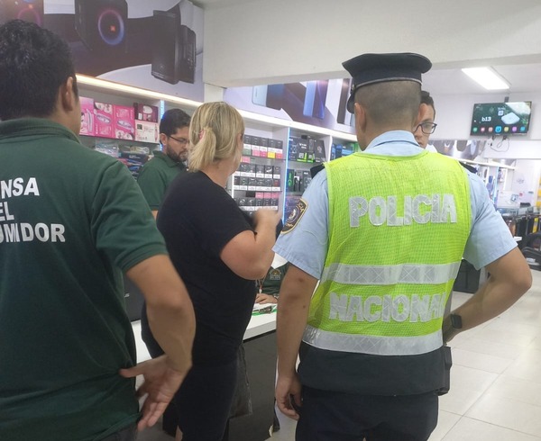 Obligan a turista brasileño a pagar 6.000 reales por mercaderías - ADN Digital
