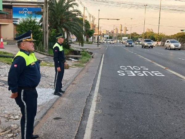 Habilitan carril único para buses sobre la PY-03 - La Tribuna