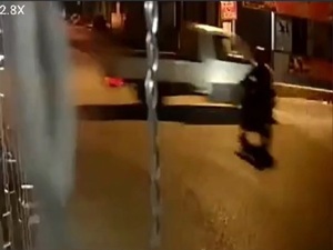 Video. Buscan al conductor de una camioneta que chocó a un motociclista » San Lorenzo PY