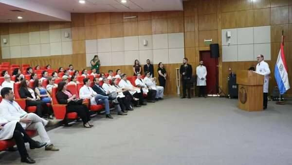 Presentan rendición de cuentas en el Hospital de Clínicas - Nacionales - ABC Color
