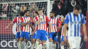 El Girona despide el 2023 con una goleada