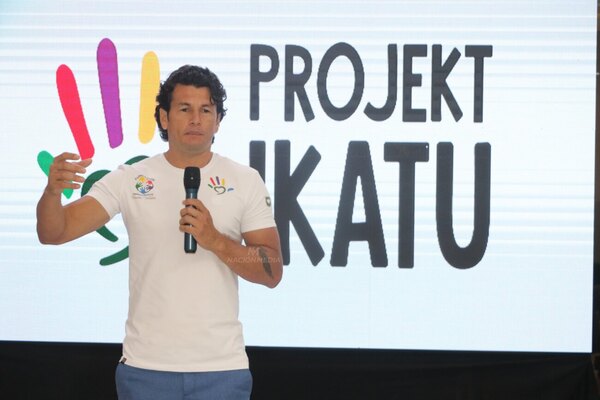Versus / Haedo Valdez presentó el proyecto Ikatu en el Motor Haus Club