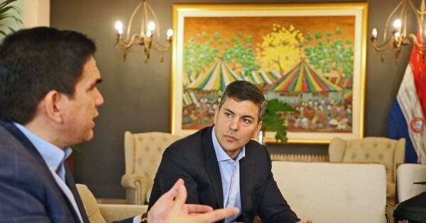 Casas, puestos de trabajo y planes: las medidas sociales de Peña para frenar el desgaste del Gobierno
