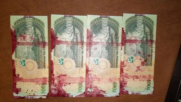 Otro caso de cajero automático que expidió billetes entintados - Policiales - ABC Color