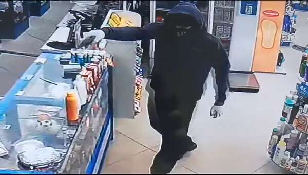 Video: intento de asalto a farmacia en San Antonio - Policiales - ABC Color