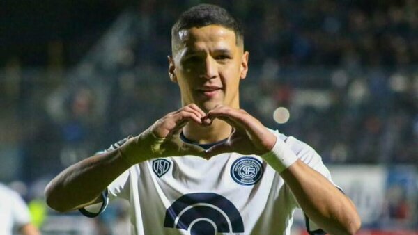 Llega una oferta desde España para el goleador paraguayo del fútbol argentino