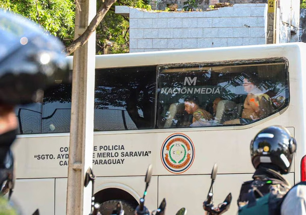Tacumbú: 700 reclusos son trasladados a ocho cárceles del país - Oasis FM 94.3