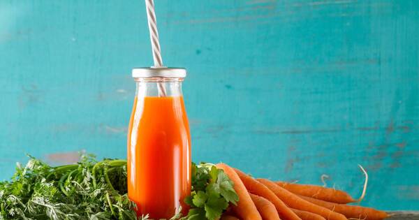 La Nación / ¿Cuáles son los efectos de tomar jugo de zanahoria antes de dormir?