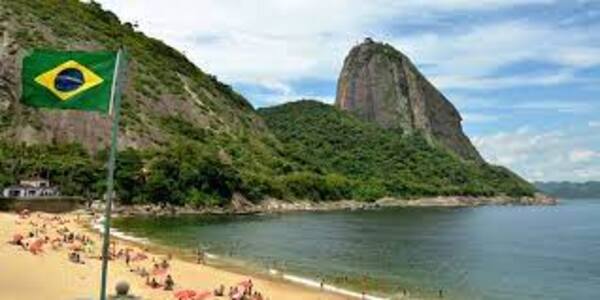 Intenso movimiento de paraguayos en la frontera rumbo a las playas brasileras
