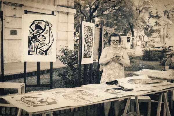 Miguela Vera, protagonista de “Transtierro” en la Casa Bicentenario de Artes Visuales - Artes Plásticas - ABC Color