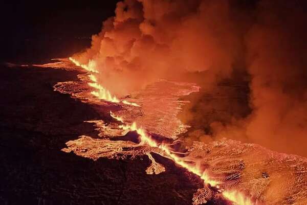 Video: Impresionantes imágenes de la erupción volcánica en Islandia - Mundo - ABC Color