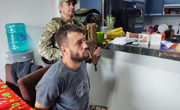 Operación Ignis: Detienen a “jefe narco” y hallan arsenal de armas e su poder
