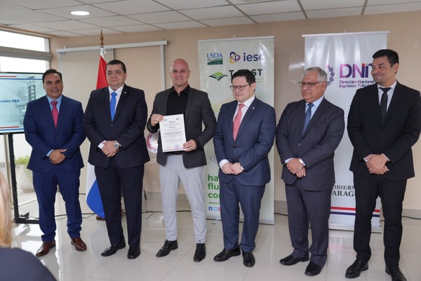 Agrotec SA es la primera empresa agrícola en obtener Certificación del Operador Económico Autorizado