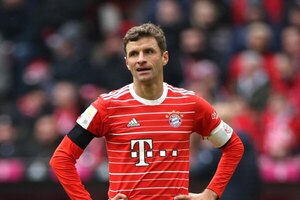 Versus / Thomas Müller renueva una vez más con el Bayern Múnich