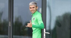 Versus / Julio Enciso vuelve a operarse y retrasa su regreso a las canchas