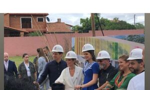Nadia Ferreira encabezó palada inicial de Maestro Cares en Paraguay