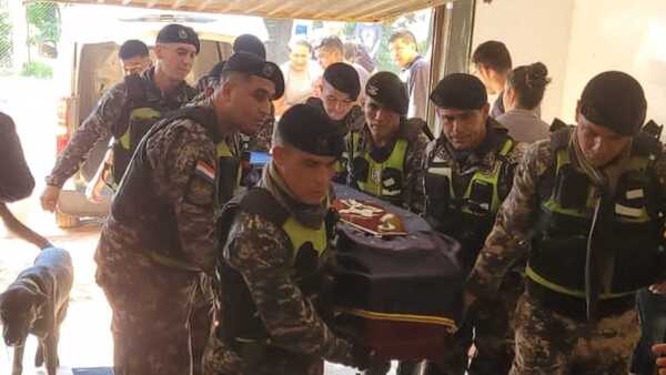 Subcomisario escribió poema en honor a Lince fallecido en Tacumbú