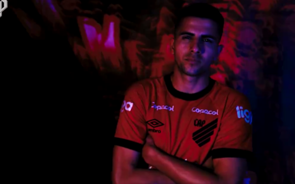 Versus / ¡Es oficial! Athletico Paranaense presentó a Mateo Gamarra