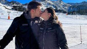 "Tito" y Stephi, amándose en la nieve