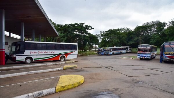 Precios de pasajes al interior bajan desde el miércoles