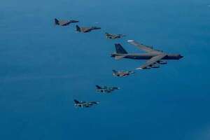 Corea del Sur, Japón y EE.UU hacen maniobras con bombardero para responder a Pionyang - Mundo - ABC Color
